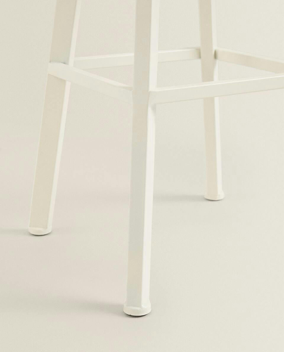 WOODEN AND METAL SWIVEL STOOL