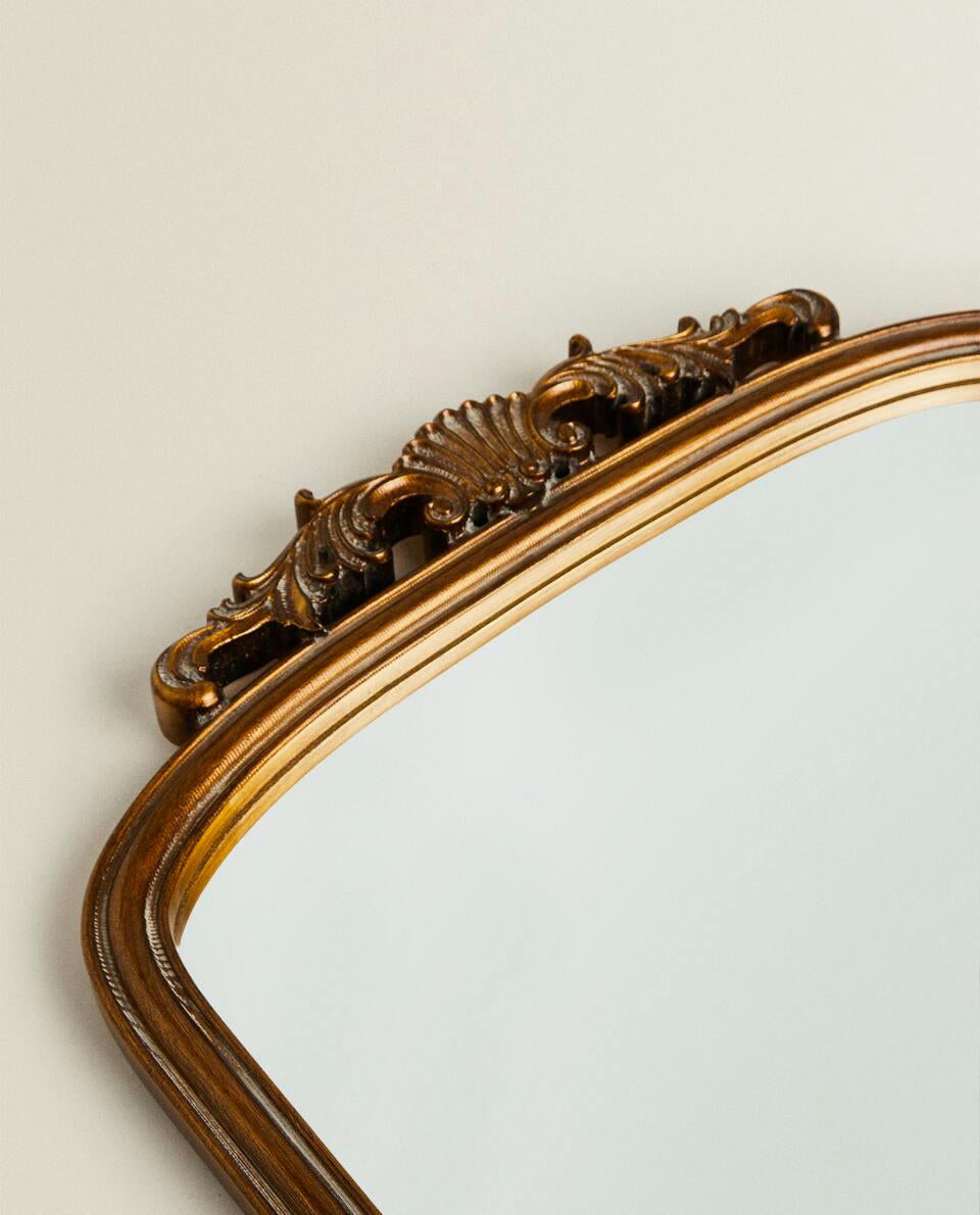 GOLD WOODEN MIRROR