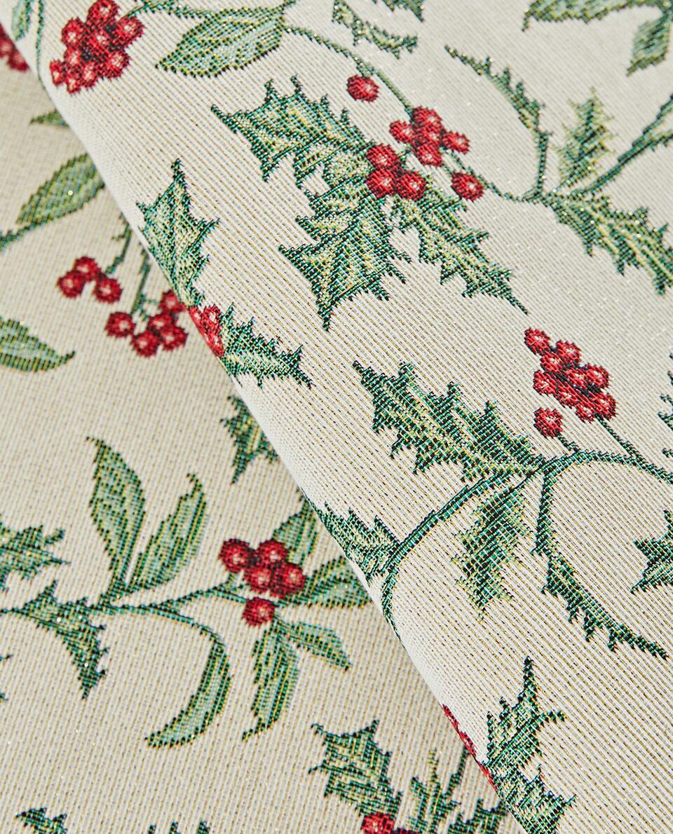 CHRISTMAS HOLLY TABLE RUNNER