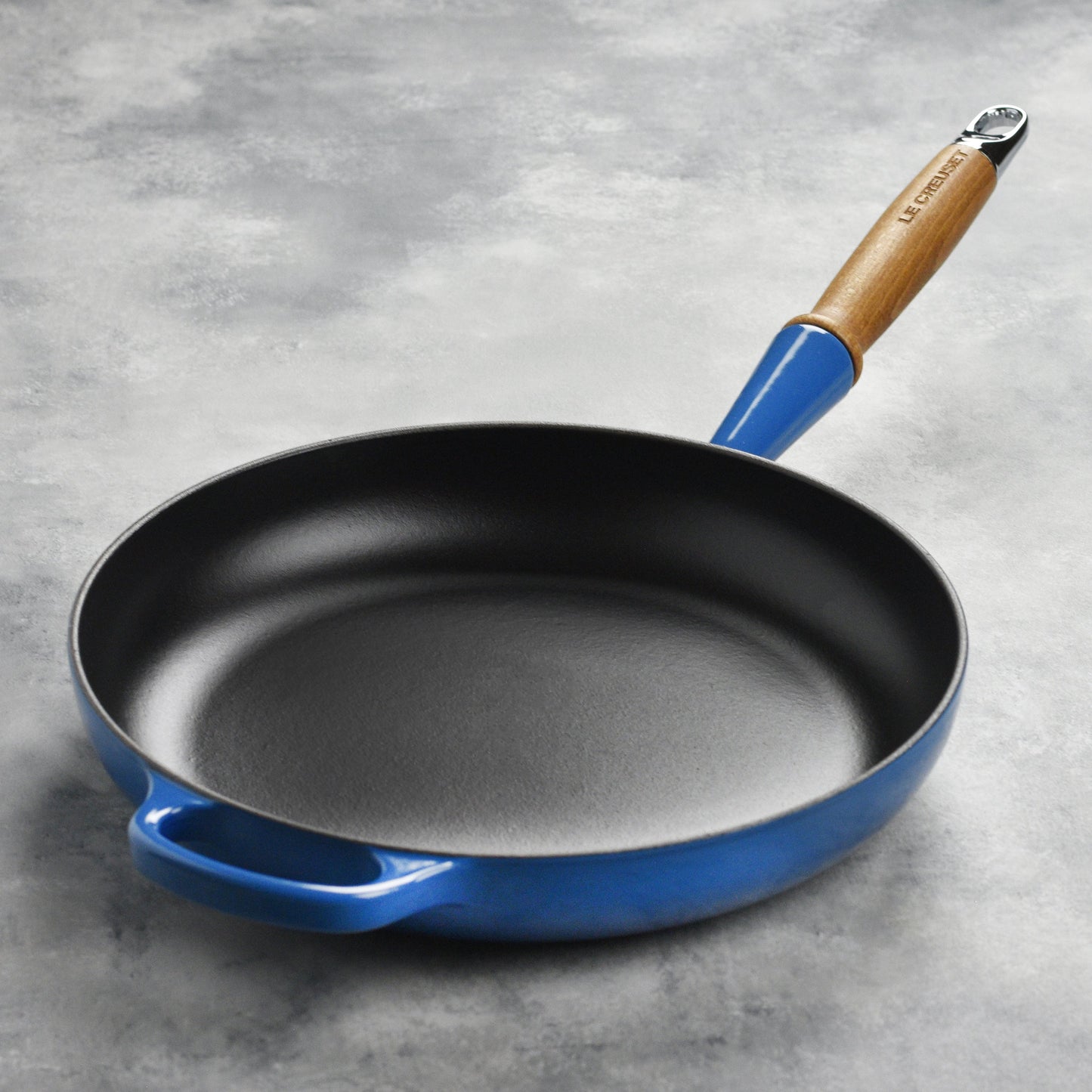 Cast Iron 10.25-inch Marseille Fry Pan with Wood Handle