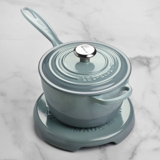 Signature Cast Iron 8.8-inch Sea Salt Round Trivet