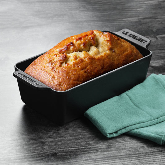 Signature Cast Iron 9 x 5-inch Licorice Loaf Pan