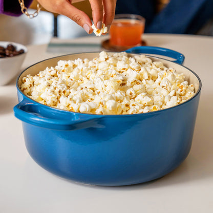 Signature Cast Iron 7.25-quart Marseille Round Dutch Oven