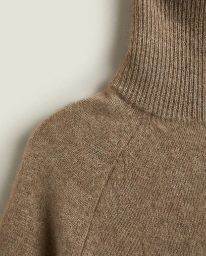 CASHMERE TURTLENECK SWEATER
