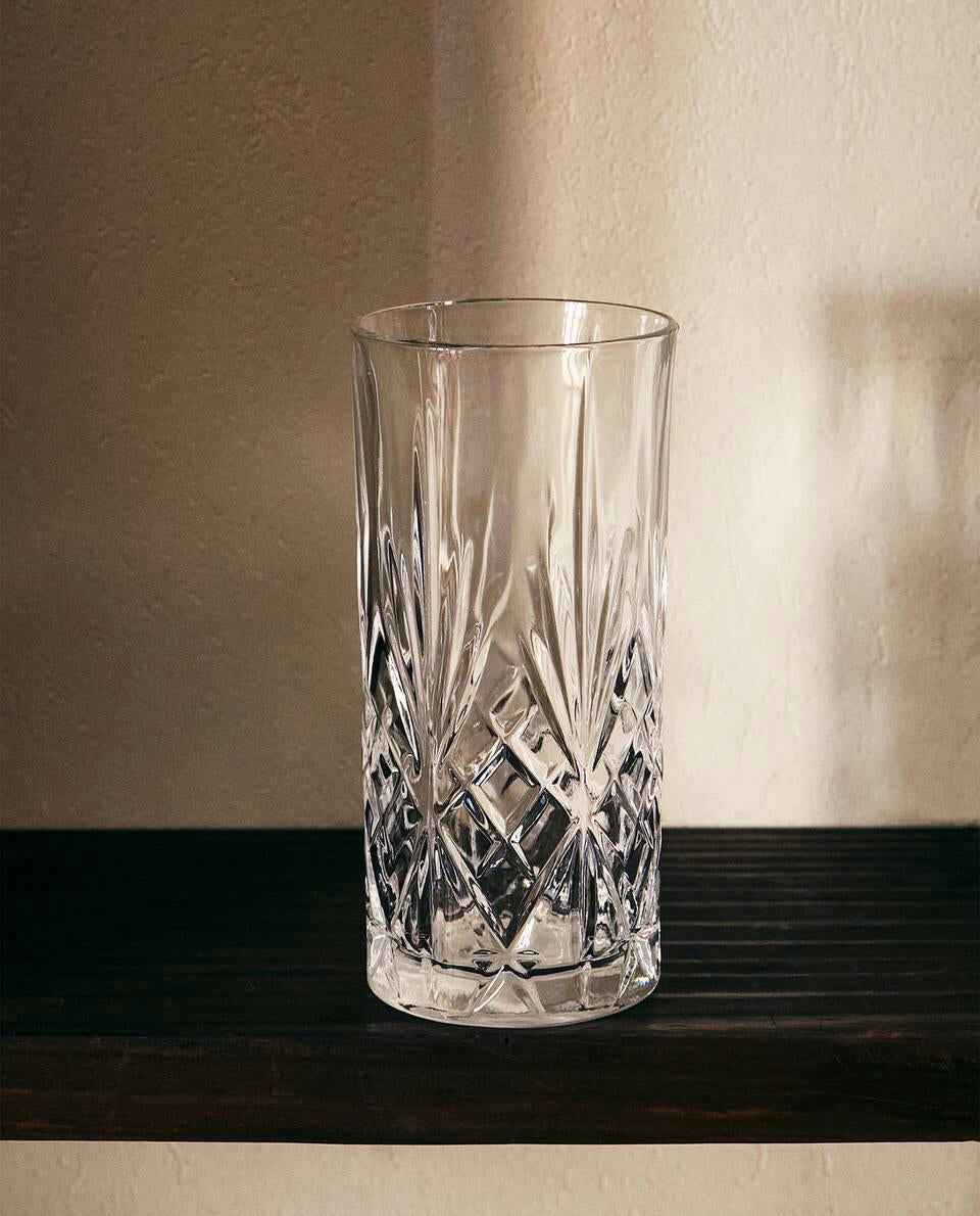 TALL GLASS WITH RAISED DESIGN