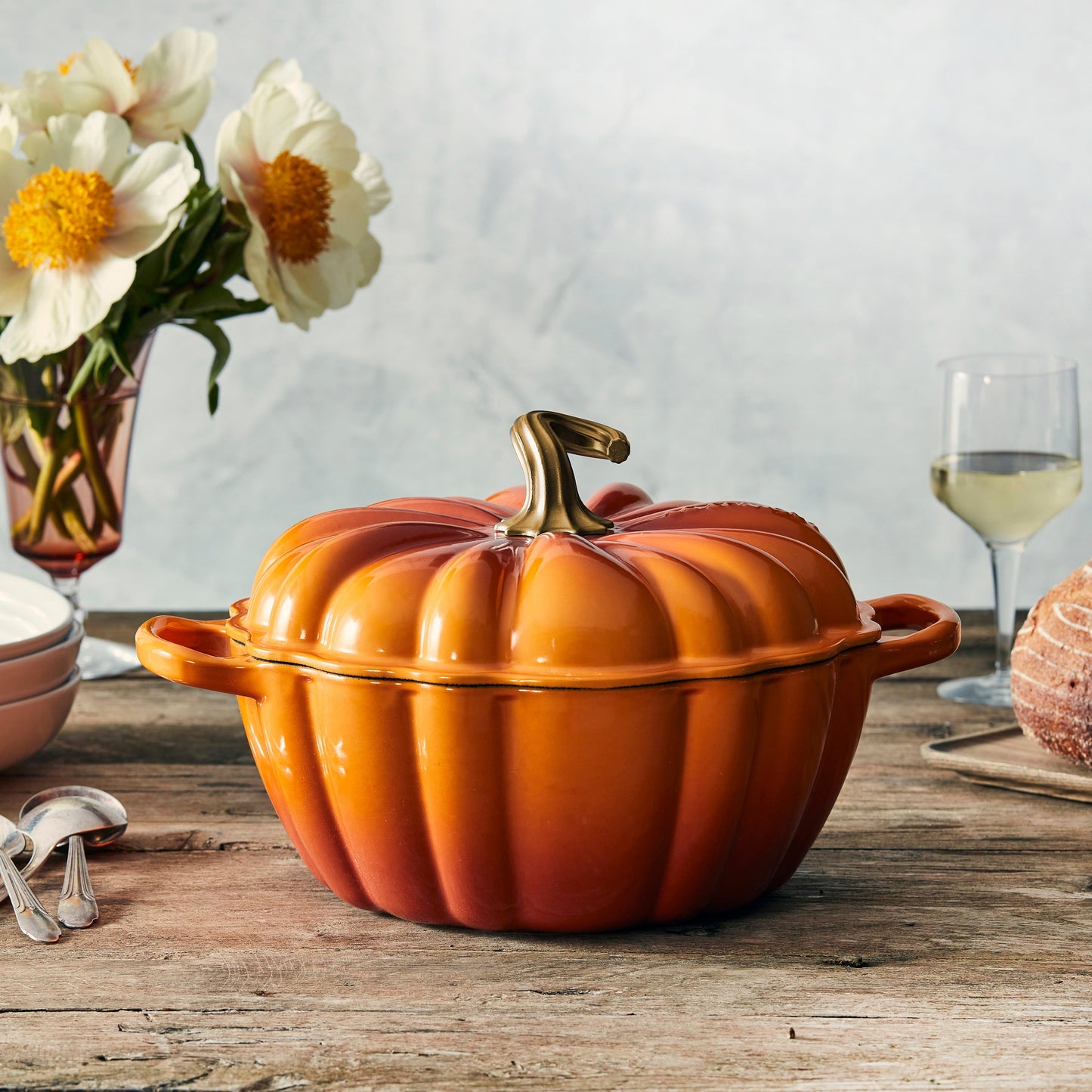 Signature Cast Iron 4-quart Flame Persimmon Pumpkin Cocotte