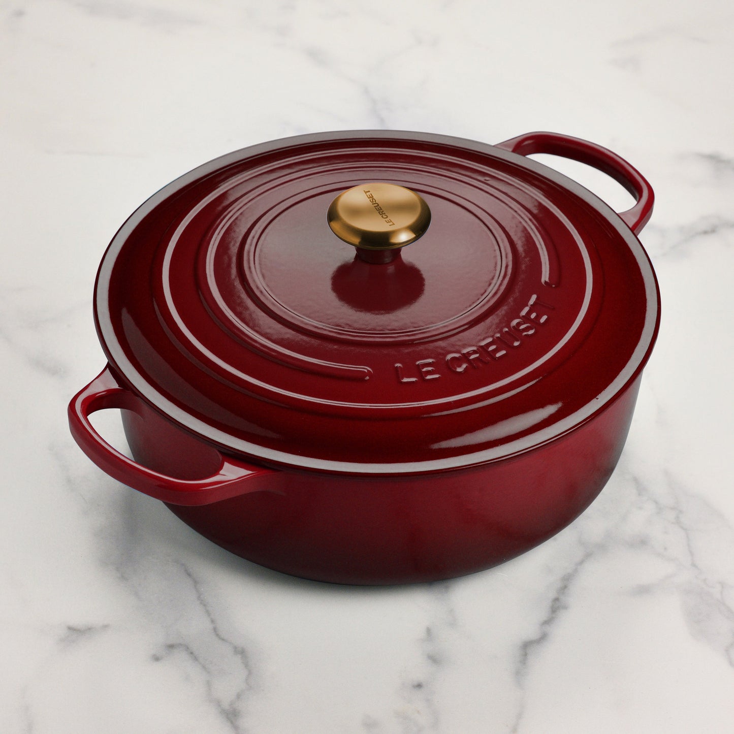 Signature Cast Iron 6.75-quart Rhone Round Wide Dutch Oven with Gold Knob