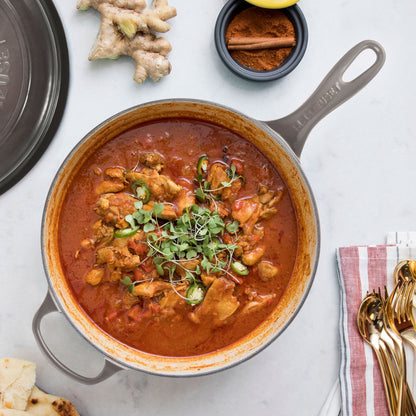 Signature Cast Iron 3.75-quart Oyster Cassadou