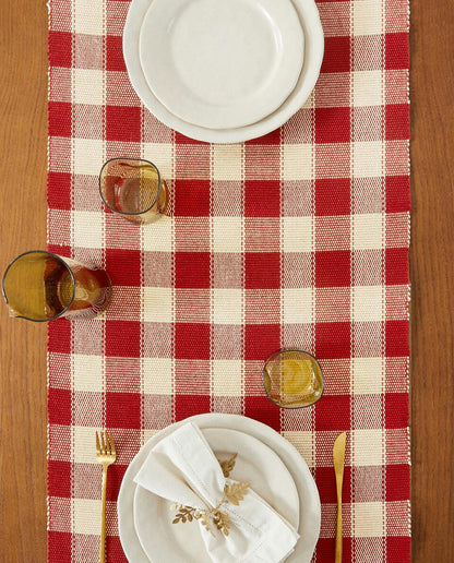 CHRISTMAS CHECK TABLE RUNNER