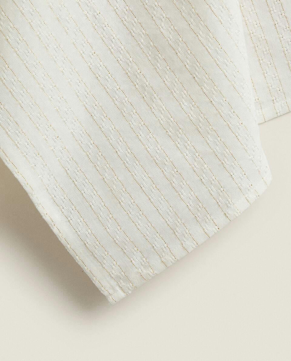 PACK OF SPARKLY CHRISTMAS TEA TOWELS (PACK OF 2)