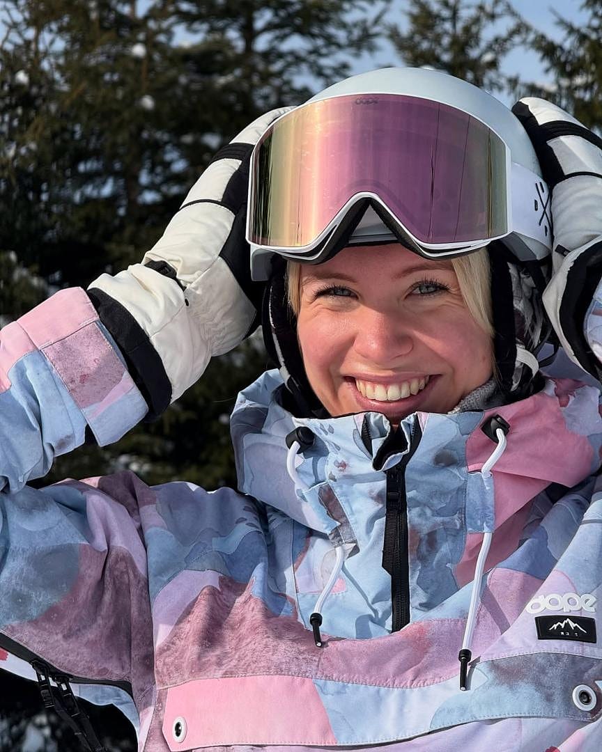 Snowboard Jacket For Women Washed Ink