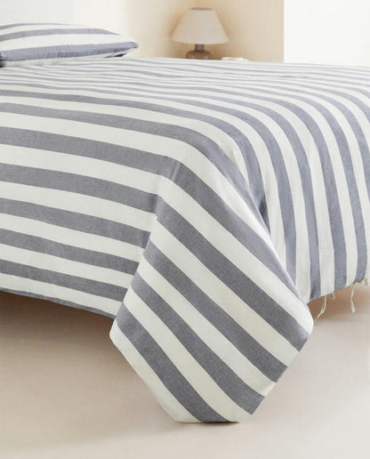 STRIPED DUVET COVER