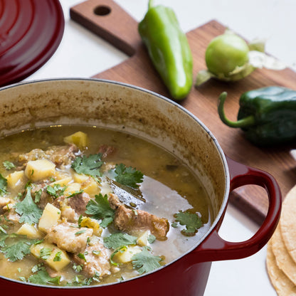 Signature Cast Iron 5.5-quart Rhone Round Dutch Oven