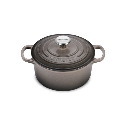 Signature Cast Iron 2-quart Oyster Round Dutch Oven