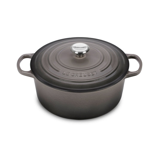 Signature Cast Iron 5.5-quart Oyster Round Dutch Oven