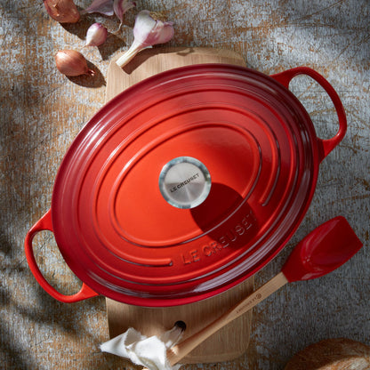 Signature Cast Iron 15.5-quart Cerise Oval Dutch Oven