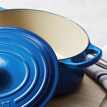 Signature Cast Iron 6.75-quart Marseille Oval Dutch Oven