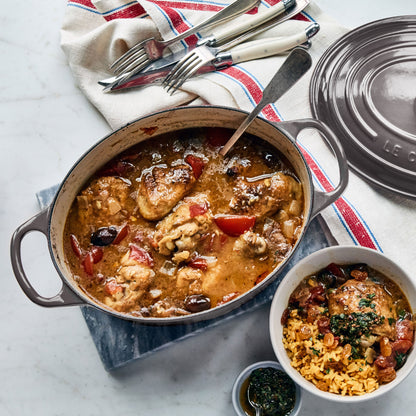 Signature Cast Iron 15.5-quart Oyster Oval Dutch Oven