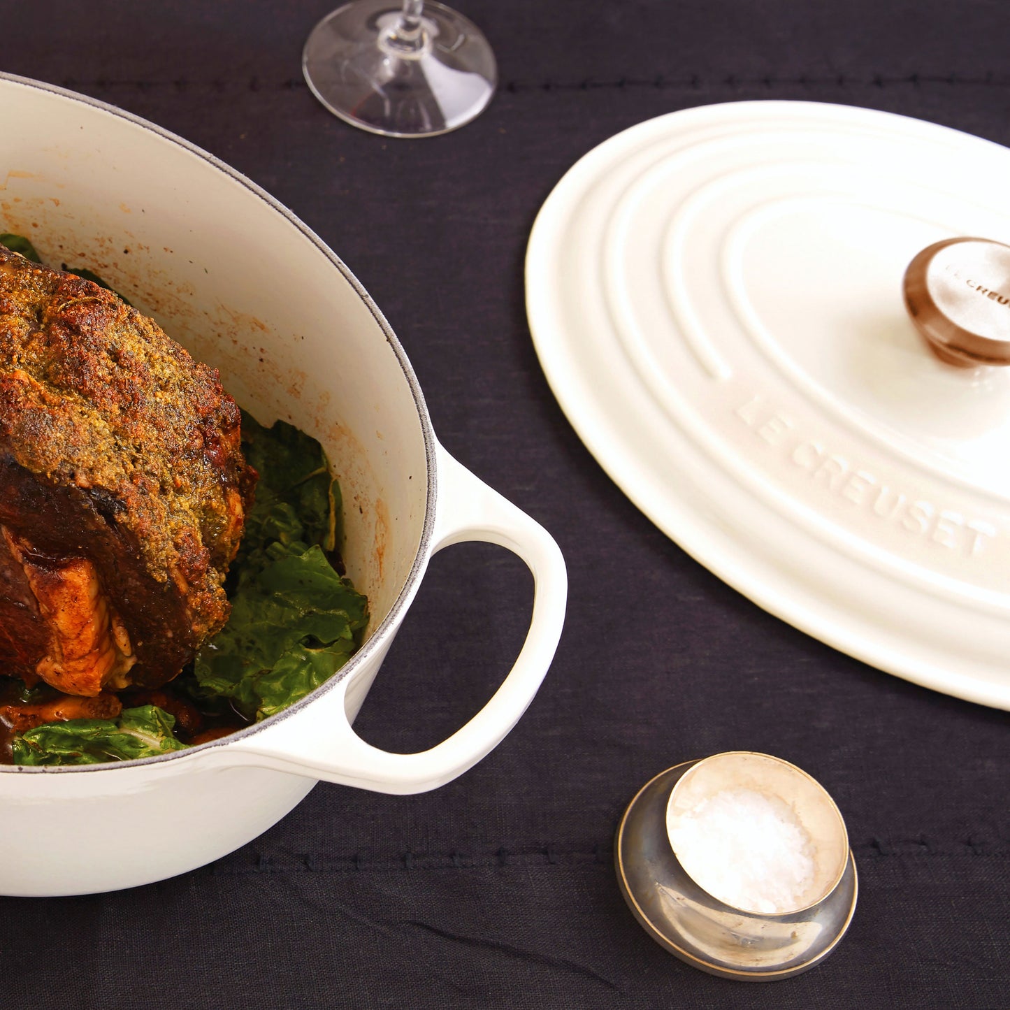 Signature Cast Iron 8-quart White Oval Dutch Oven with Copper Knob