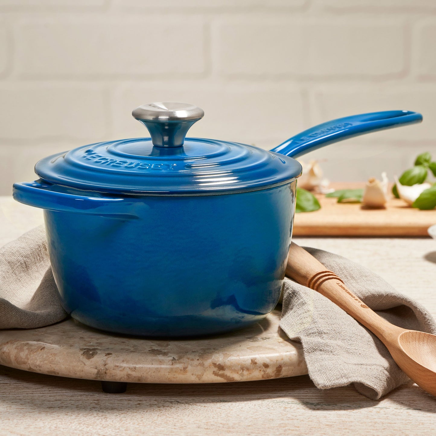 Signature Cast Iron 1.75-quart Marseille Saucepan