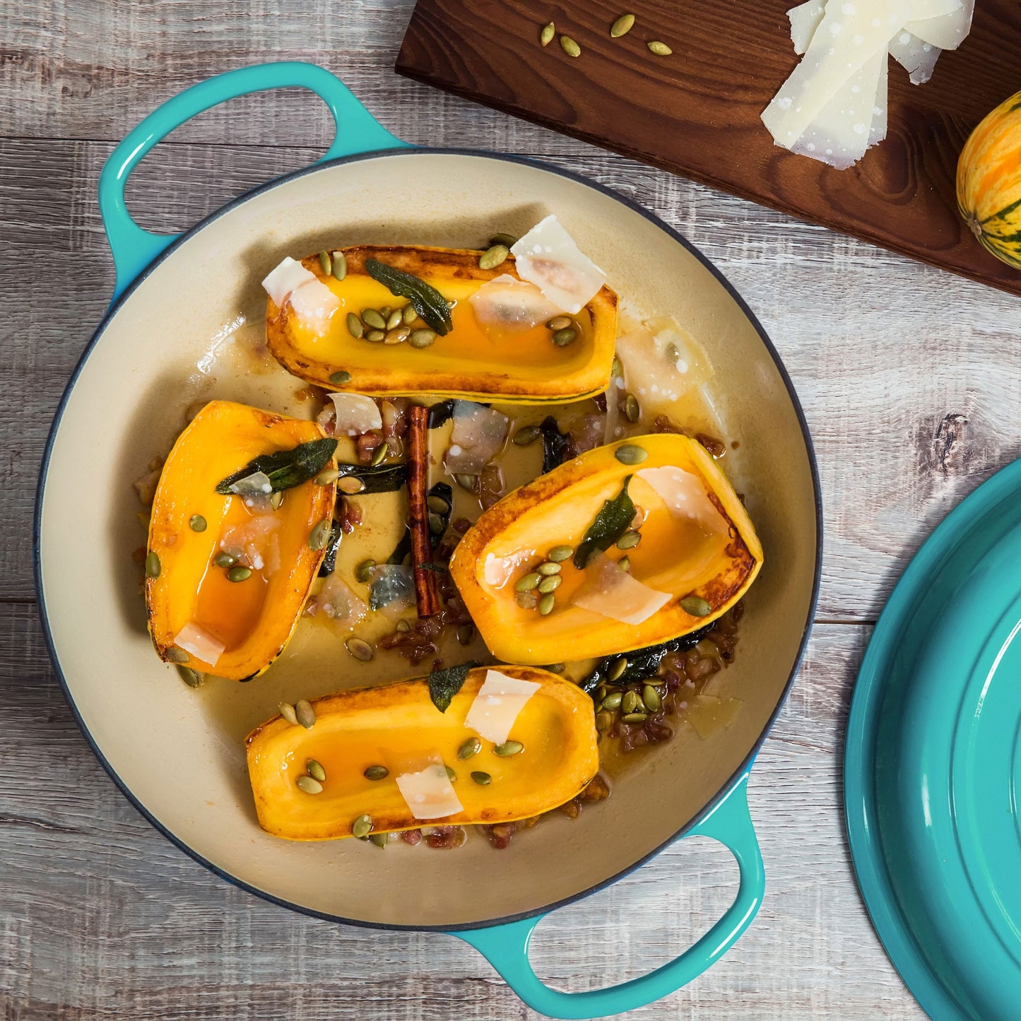 Signature Cast Iron 3.5-quart Caribbean Braiser