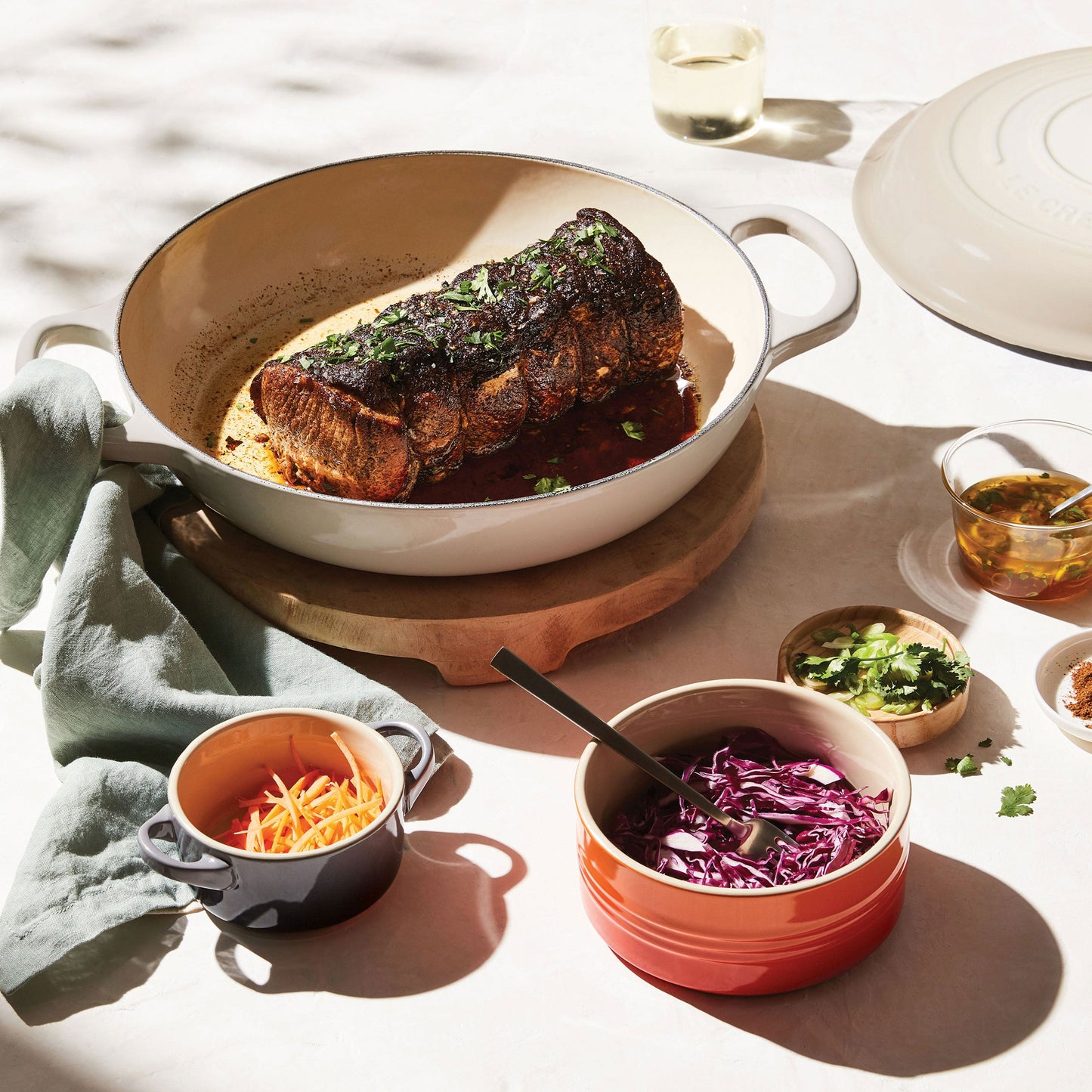 Signature Cast Iron 3.5-quart Meringue Braiser