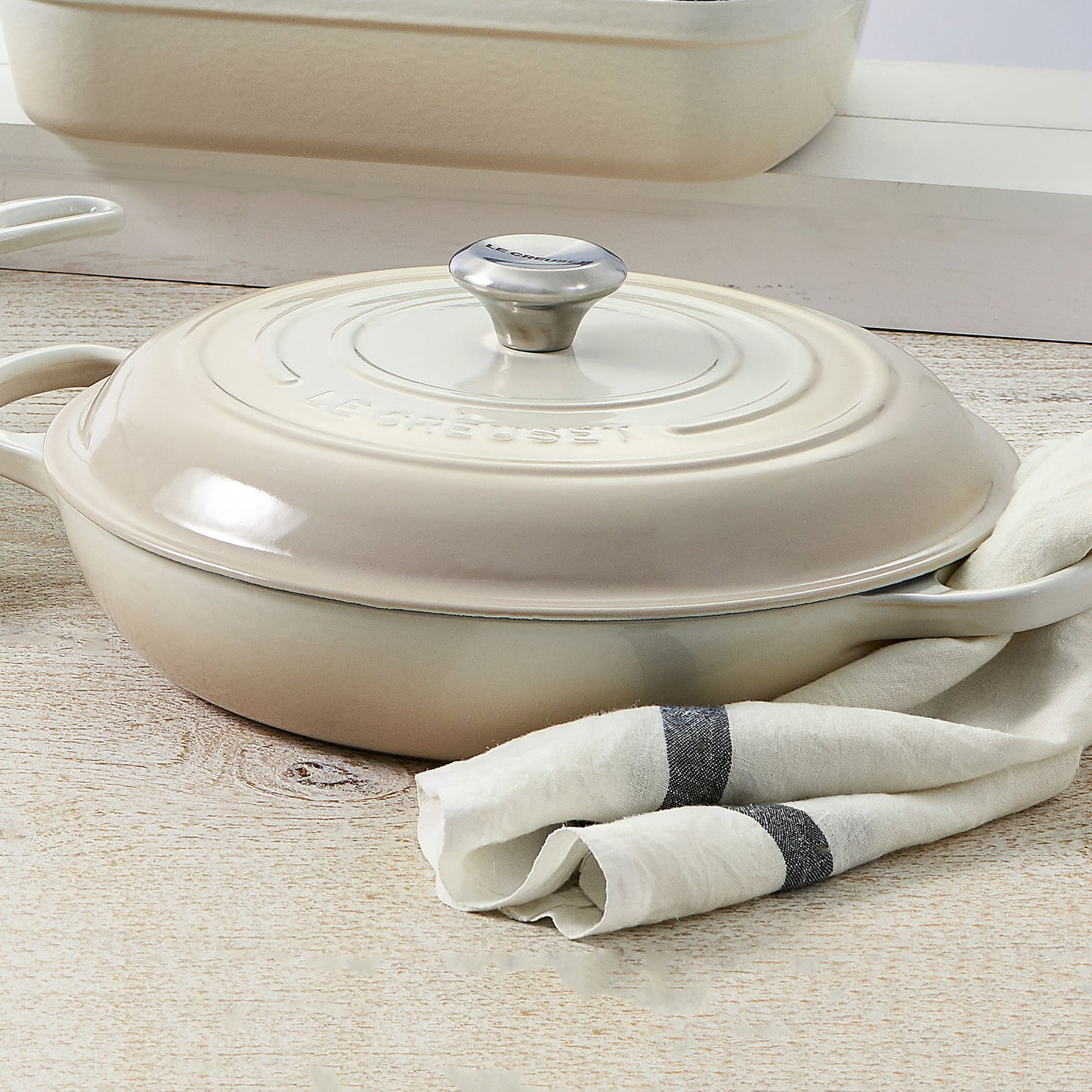 Signature Cast Iron 5-quart Meringue Braiser