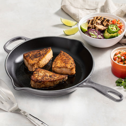 Signature Cast Iron 9-inch Oyster Skillet