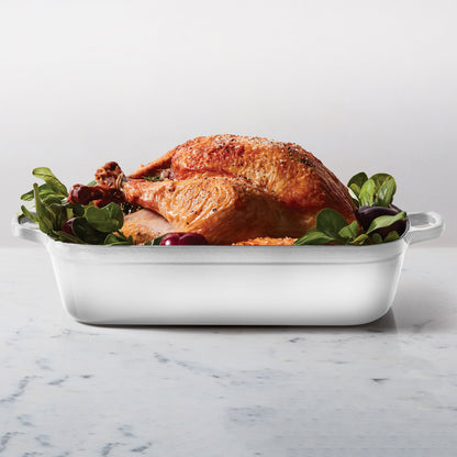 Signature Cast Iron 12.75-inch x 9.75-inch White Roasting Pan