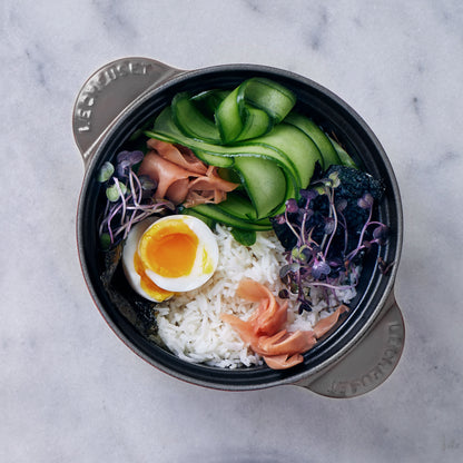 Signature Cast Iron 2.25-quart Oyster Rice Pot with Stoneware Insert