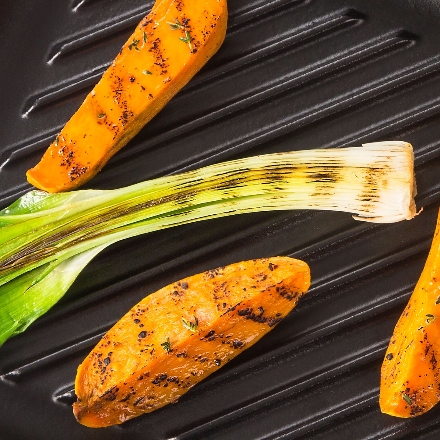 Cast Iron 9.5-inch Marseille Square Grill Pan