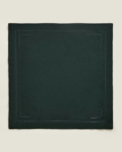 PACK OF HEMSTITCHED CHRISTMAS NAPKINS (PACK OF 2)