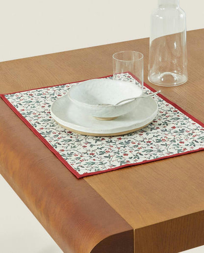 PACK OF CHRISTMAS VINE COTTON TEA TOWELS (PACK OF 2)