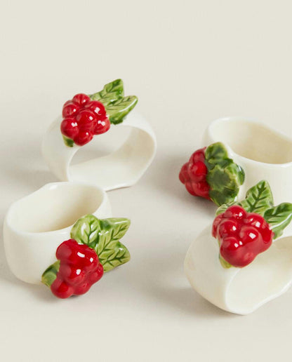 PACK OF CHRISTMAS CERAMIC MISTLETOE NAPKIN RINGS (PACK OF 4)