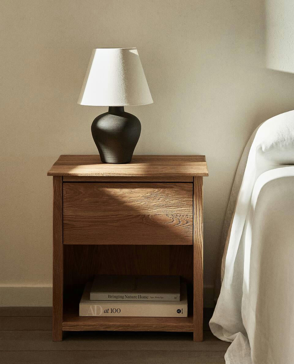 OAK WOOD BEDSIDE TABLE