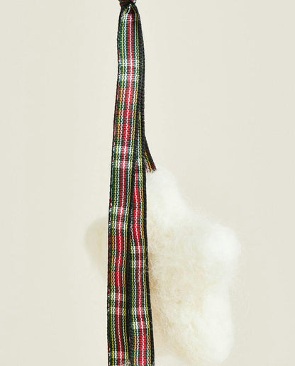 FELT CHRISTMAS DECORATION WITH TARTAN STARS
