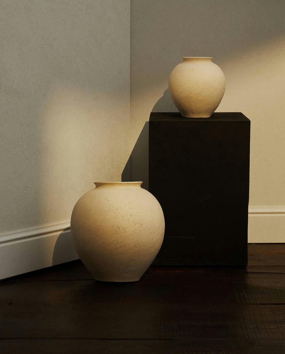 TEXTURED CERAMIC VASE