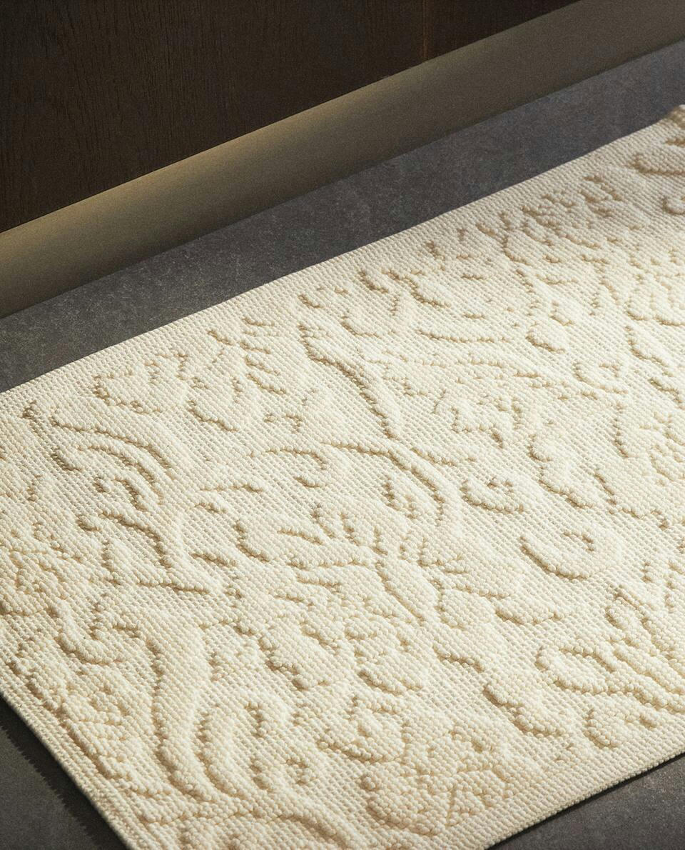 FLORAL JACQUARD BATH MAT