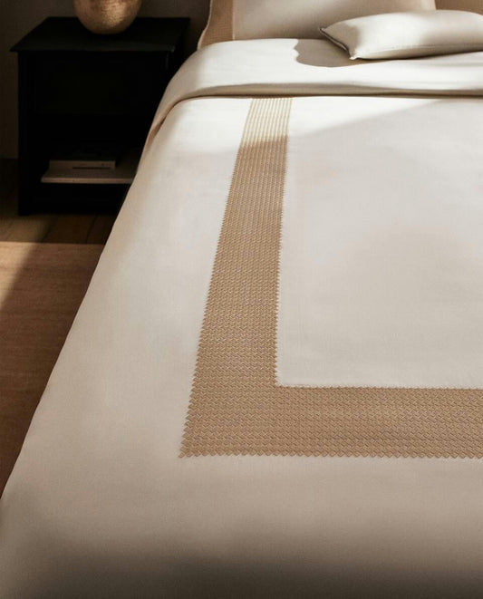 GEOMETRIC EMBROIDERED DUVET COVER