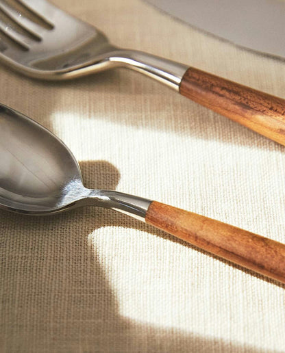 SET OF MAPLE CUTLERY