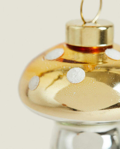 PACK OF GLASS MUSHROOM DECORATIONS (PACK OF 6)