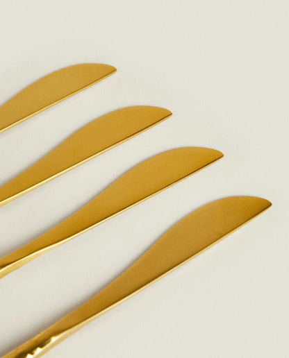 BOX OF 4 KNIVES WITH HAMMERED HANDLE