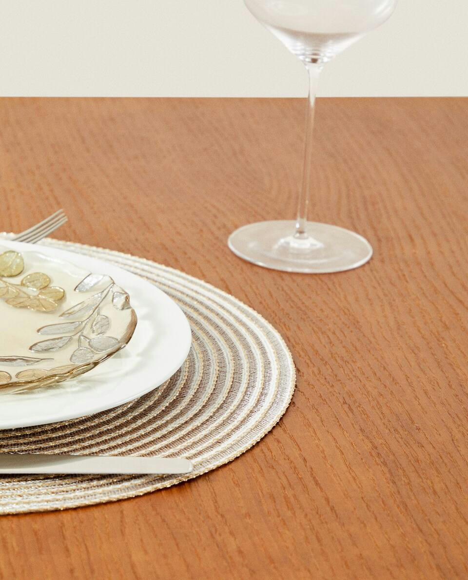 PACK OF GLITTERY CHRISTMAS SPIRAL PLACEMATS (PACK OF 2)