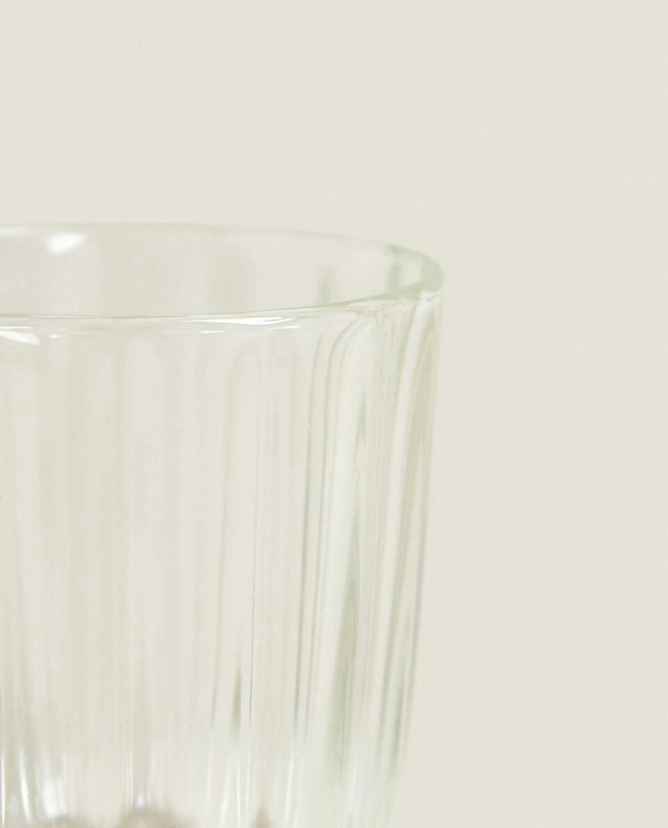 RAISED DESIGN TUMBLER