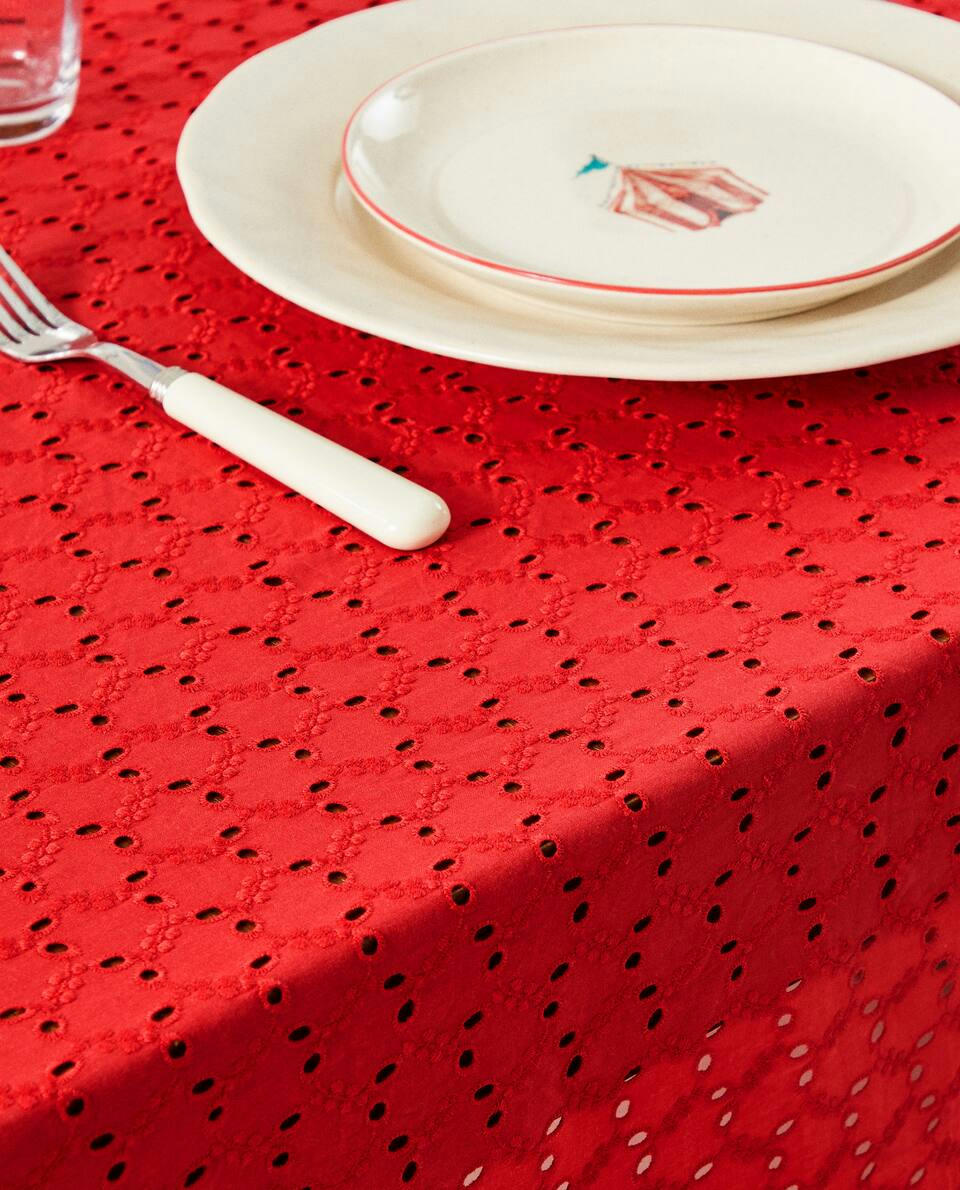 EMBROIDERED COTTON CHRISTMAS TABLECLOTH