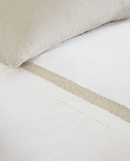 DUVET COVER WITH LINEN BORDER