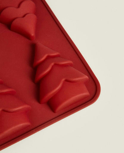 CHRISTMAS TREE SILICONE BAKING MOULD
