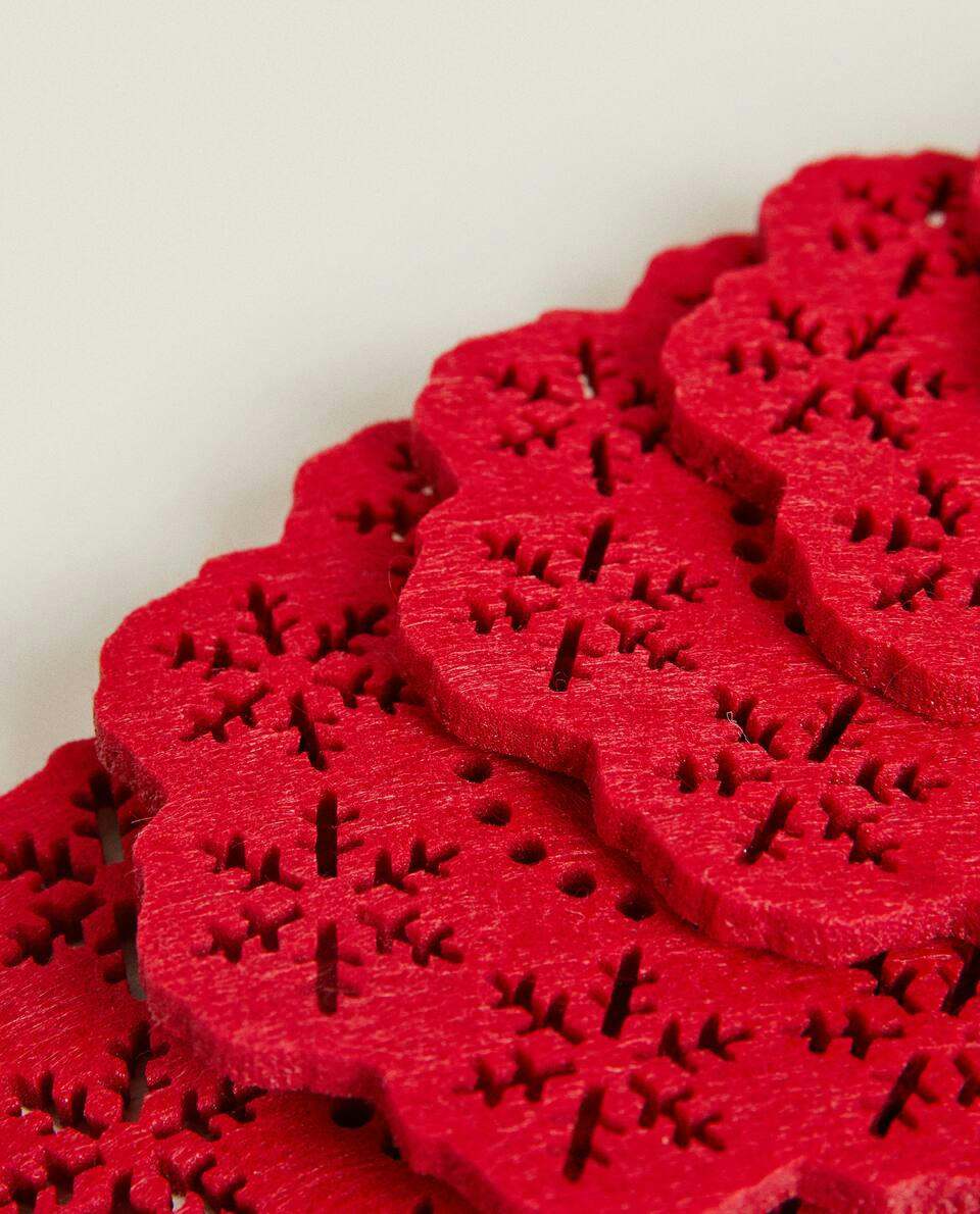 PACK OF FELT CHRISTMAS SNOWFLAKE COASTERS (PACK OF 6)