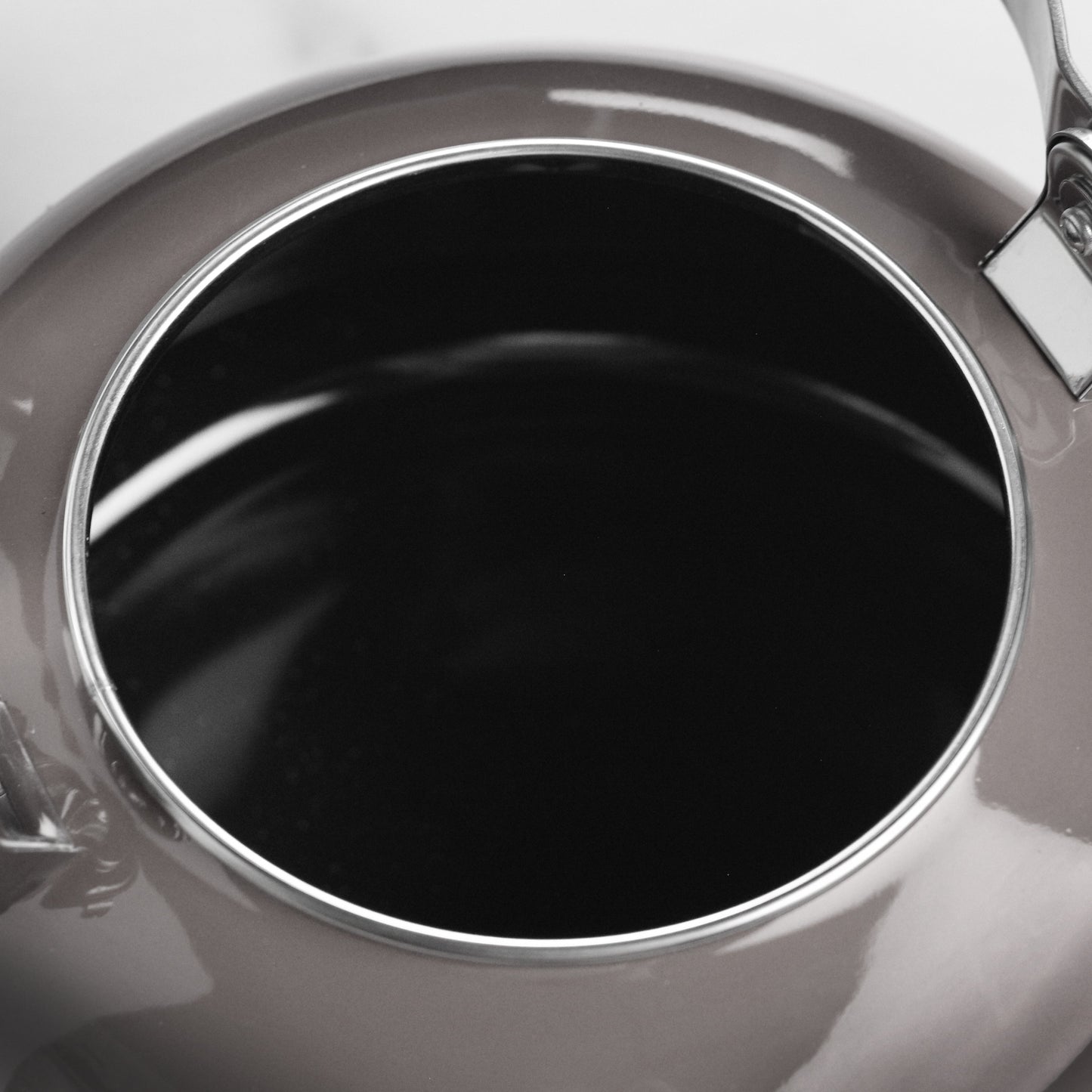 Enameled Steel 1.7-quart Oyster Whistling Tea Kettle