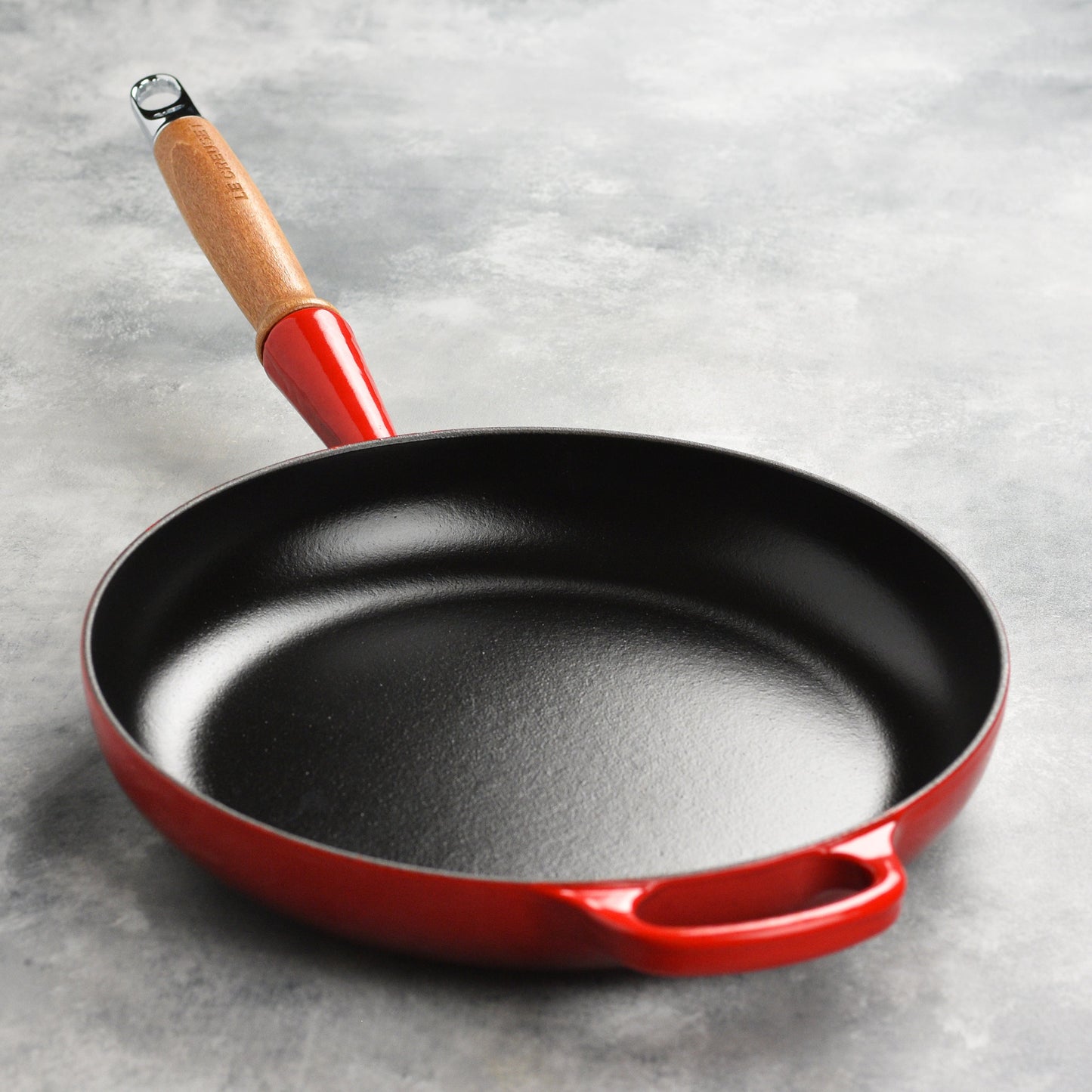 Cast Iron 10.25-inch Cerise Fry Pan with Wood Handle